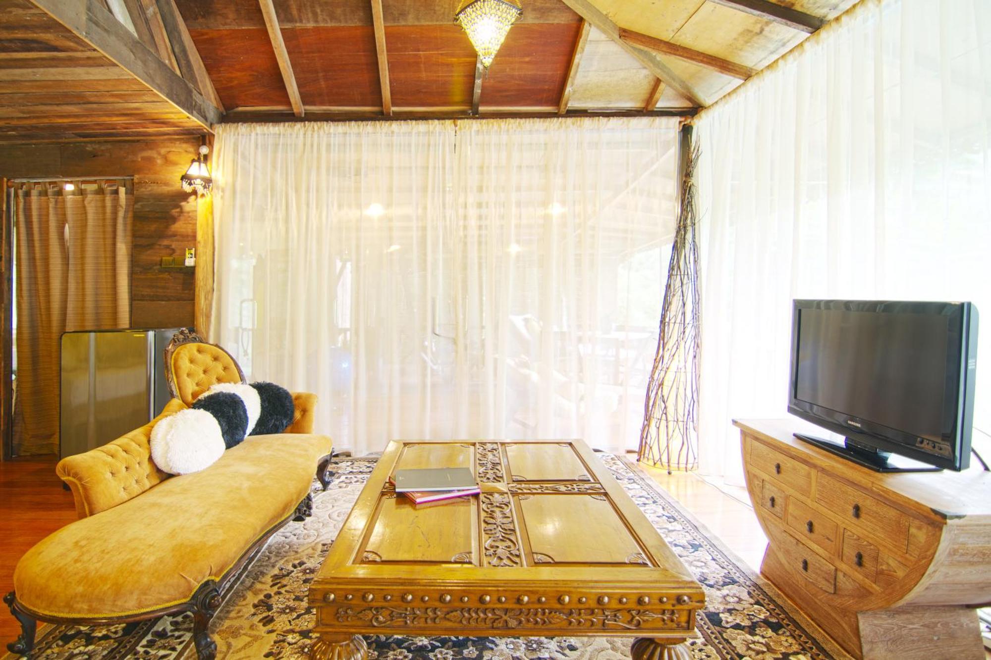 Fig Tree Hills Resort Bayan Lepas Room photo